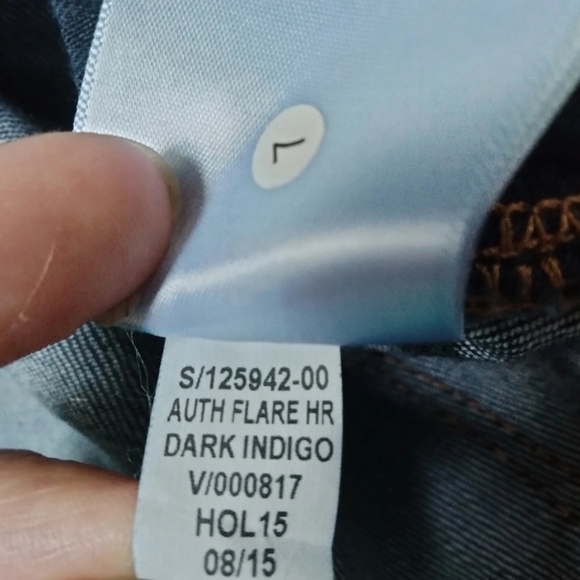 GAP 1969 NWT Authentic Flare High Rise Button Fly Raw Hem Blue Jeans Women's 28R - Picture 8 of 15